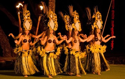 Kaanapali Resort in Maui - Kaanapali Hotel in Maui - Traditional Dancers in Maui