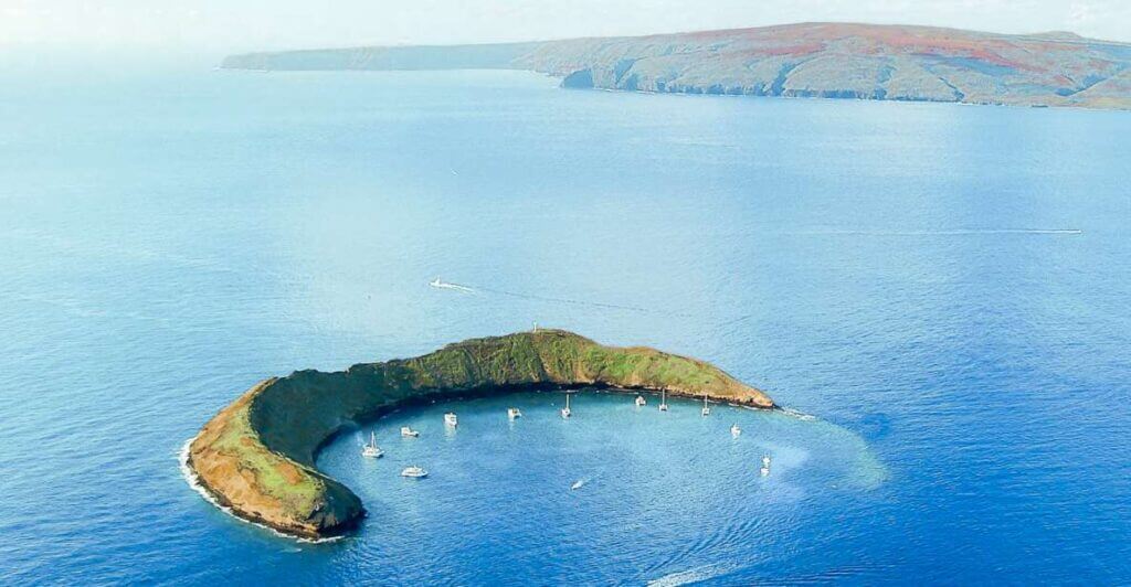 Hawaiian Glass Bottom Boat Tours - From Ma'alaea Harbor: Molokini Snorkeling Adventure