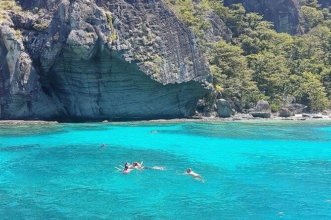 Authentic Fijian Day Cruise 