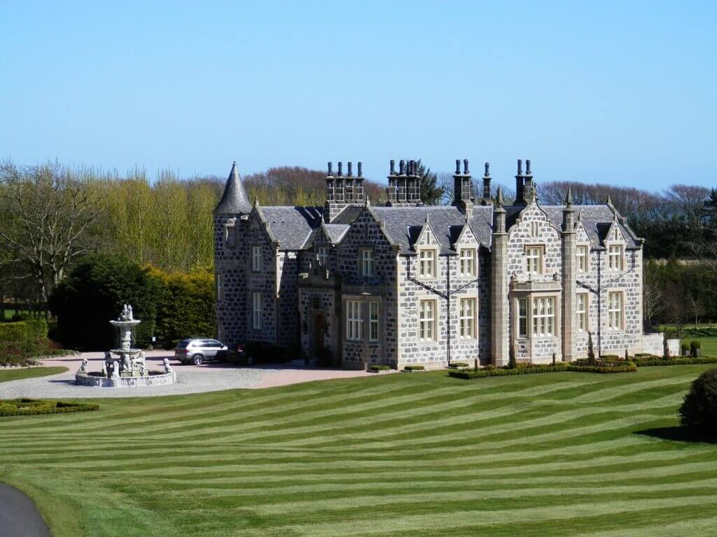 Trump MacLeod House & Lodge, Scotland