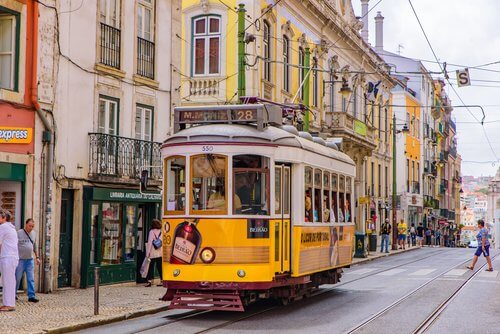 Portugal Vacation: Discover Charm, Culture, & Beaches