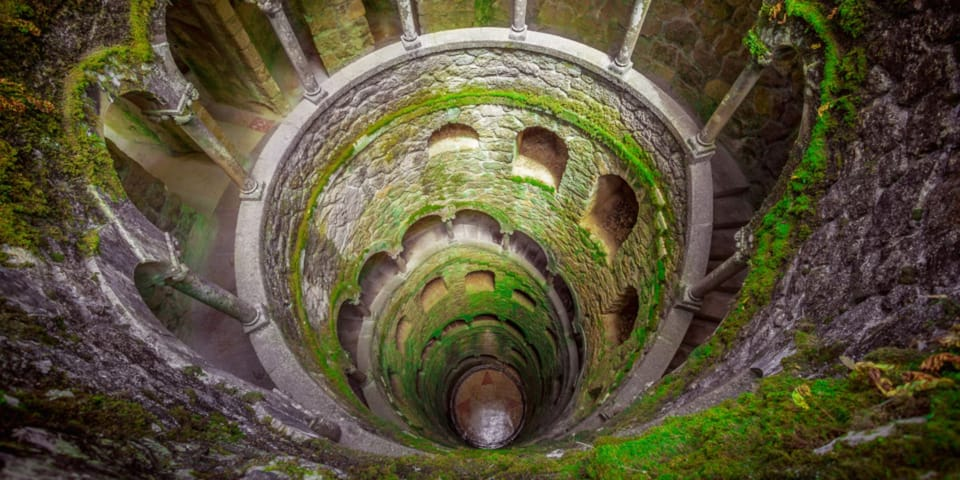 Lisbon: Guided Day Tour of Sintra, Pena, Regaleira & Cascais
